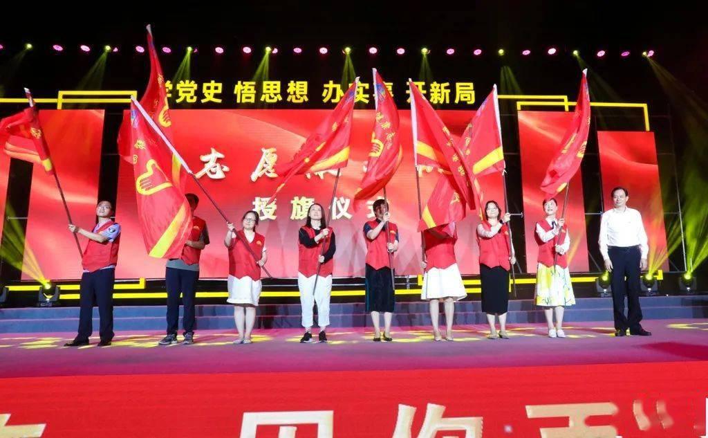 网友吐槽高铁上儿童吵闹引讨论，媒体报道或来源于「厌童症」心理现象，如何看待这一说法？厌童症是什么？游戏画面